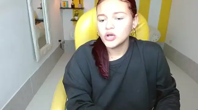 Stripchat cam girl Val_tomlinson