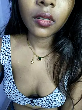 Stripchat cam girl Cute-Janvi2