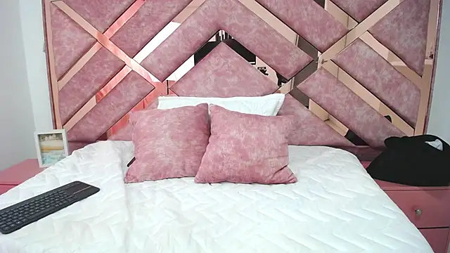 Stripchat cam girl pinkalexka