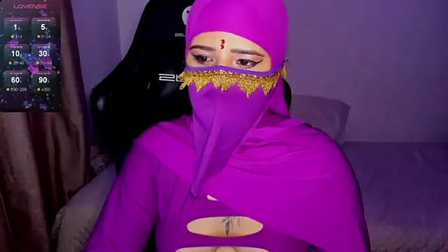 Stripchat cam girl Saalma_isawwi