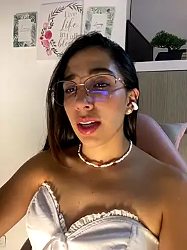 Stripchat cam girl SabrinnaEvans