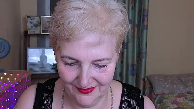 Stripchat cam girl Sandra_Snowy