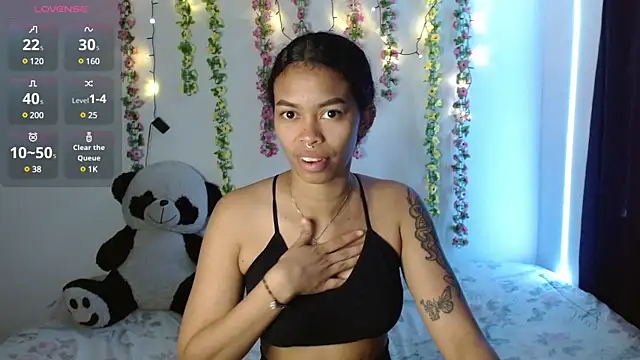 Stripchat cam girl Shenna_brunette_