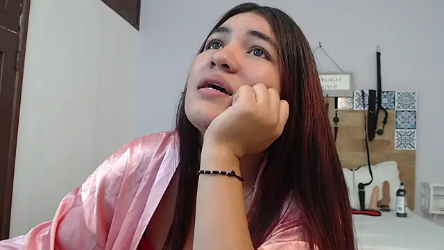 Stripchat cam girl kylieBensoon