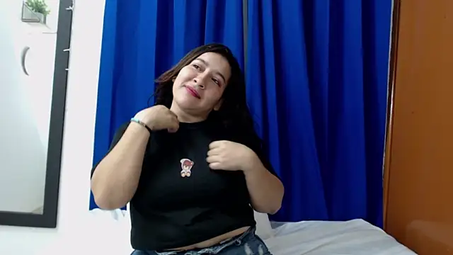 Stripchat cam girl NICOLE_ROOSEE