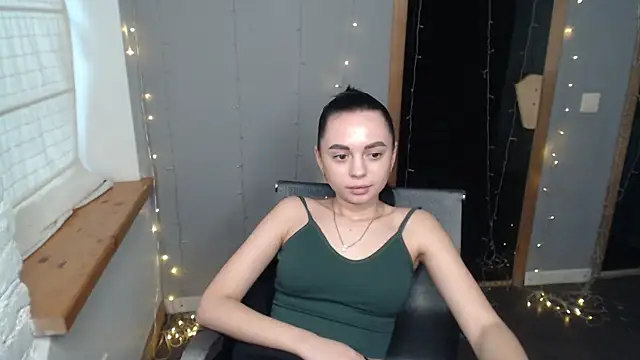 Stripchat cam girl NencyMey