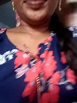 Stripchat cam girl varsha-milky1