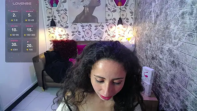 Stripchat cam girl kaia_feniix