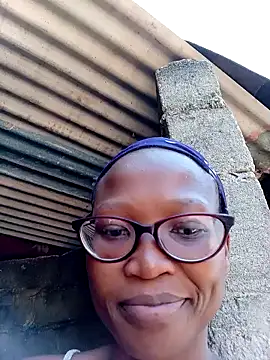 Stripchat cam girl BlacknToxicBabe699