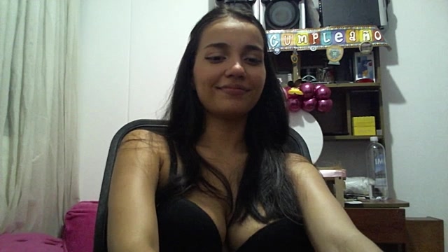 Stripchat cam girl Missy69