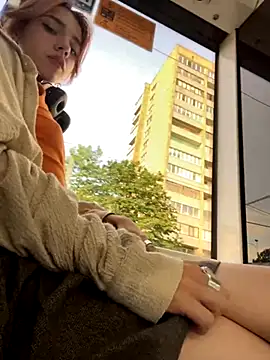 Stripchat cam girl Lily__Belle