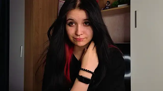 Stripchat cam girl RivkaCicatello