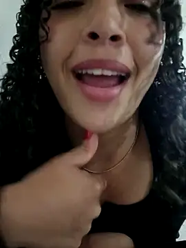 Stripchat cam girl Yasmiin777