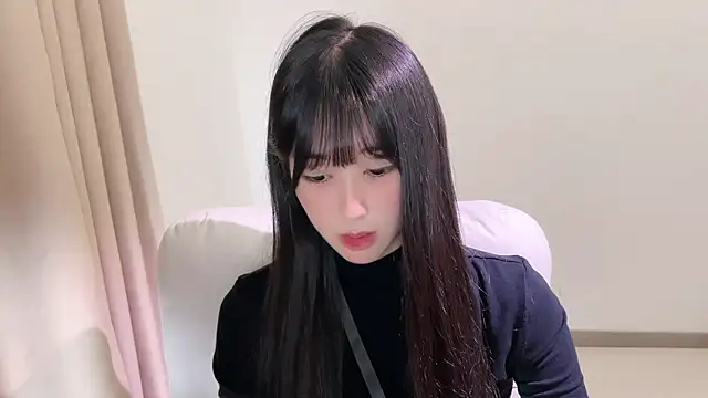 Thumbnail of xiaooyee - Stripchat live cam