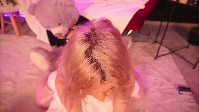 Thumbnail of Misty_Joys - Stripchat live cam
