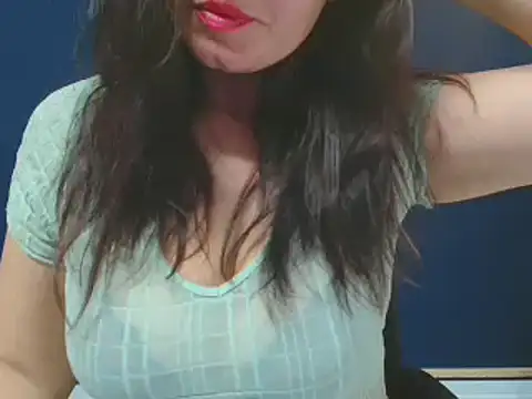 Stripchat cam girl NicoleBaby18