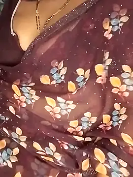 Stripchat cam girl Divyahoty