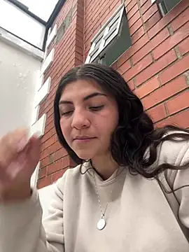 Stripchat cam girl ariel_72