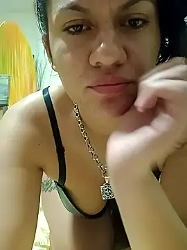 Stripchat cam girl TTatySquirt