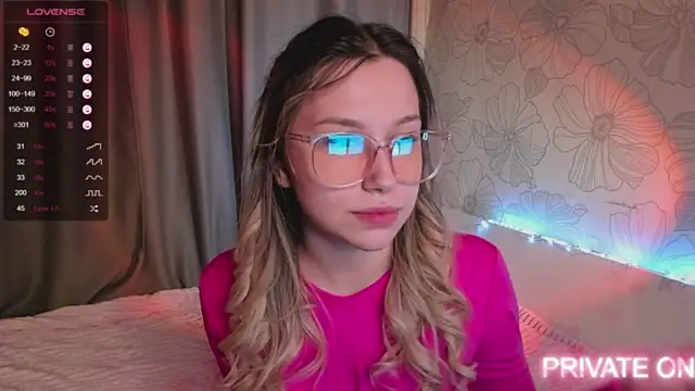 Stripchat cam girl BipolarFairy