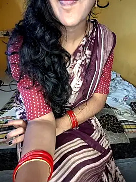 Stripchat cam girl Innocent-pilla