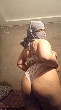 Stripchat cam girl Nouhailaa