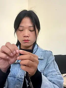 Stripchat cam girl Moii221