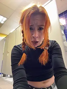 Stripchat cam girl _Little_Ginger