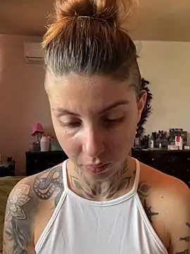 Stripchat cam girl Izy_cute_