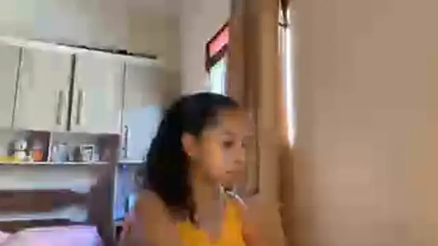 Stripchat cam girl KayleenStoyanoff