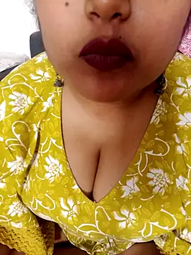 Stripchat cam girl Cuty-Lina