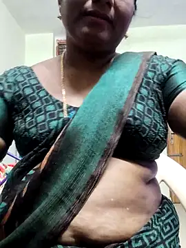 Stripchat cam girl yamini1431
