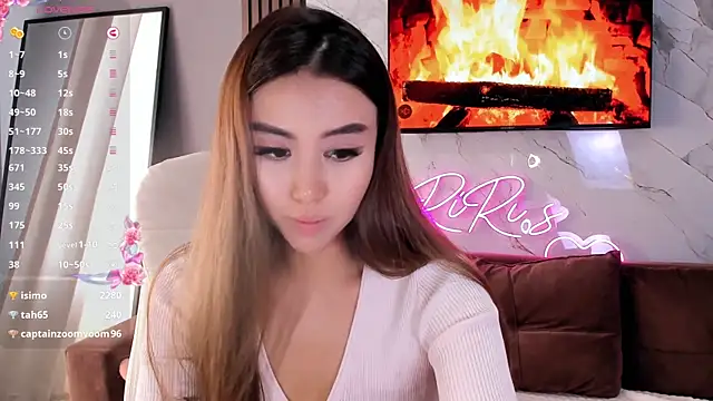 Stripchat cam girl lilulileee