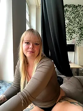 Stripchat cam girl AnnaLenaaa