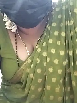 Stripchat cam girl Madhu-saki