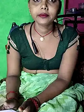 Stripchat cam girl Cutsedi