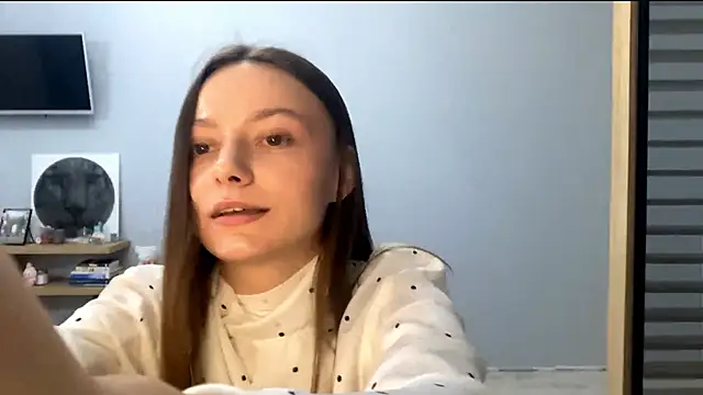 Stripchat cam girl SoulHiperAgne_