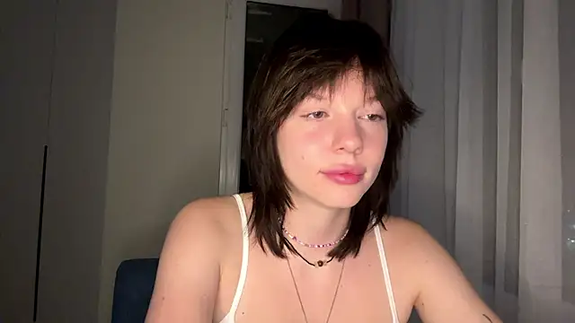 Stripchat cam girl LollySimes