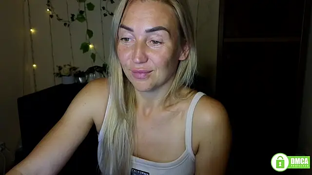 Stripchat cam girl Kiss_julli88I