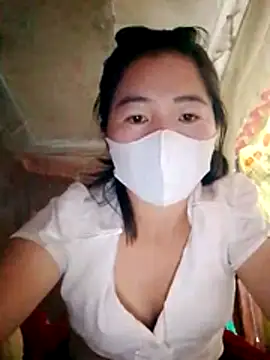 Stripchat cam girl Hin-ni
