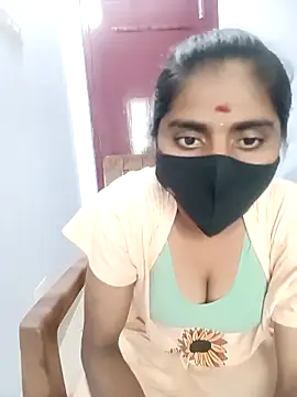 Stripchat cam girl nili003