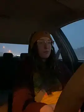 Stripchat cam girl TheLovelyyLiz