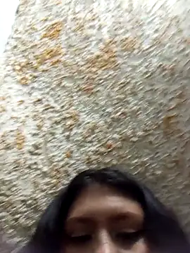 Stripchat cam girl Mellygomezx24