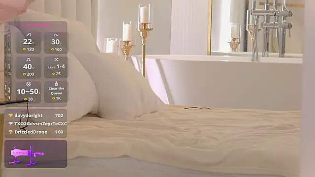 Stripchat cam girl MeganStrain