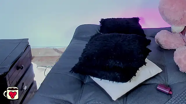 Stripchat cam girl charis_hill