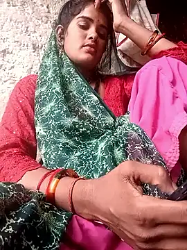 Stripchat cam girl Naira_ji