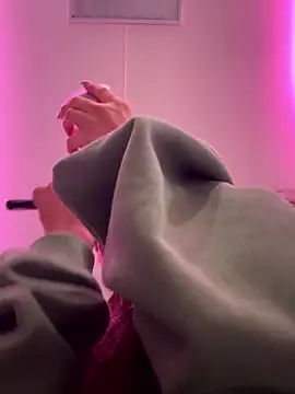 Stripchat cam girl yourselenaa