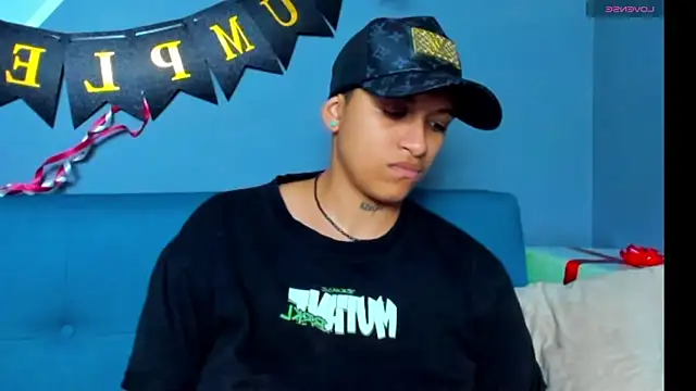 Stripchat cam girl Dominick_jones