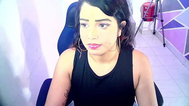 Stripchat cam girl alejandra_prg