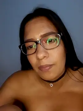 Stripchat cam girl PerlaLatina_